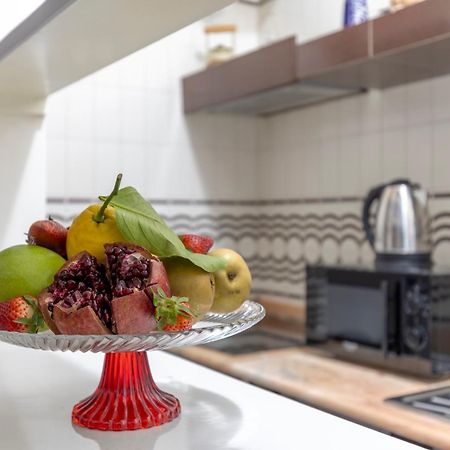 Niloufar Residence Napoli Екстериор снимка