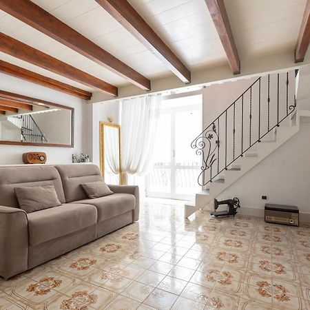 Niloufar Residence Napoli Екстериор снимка