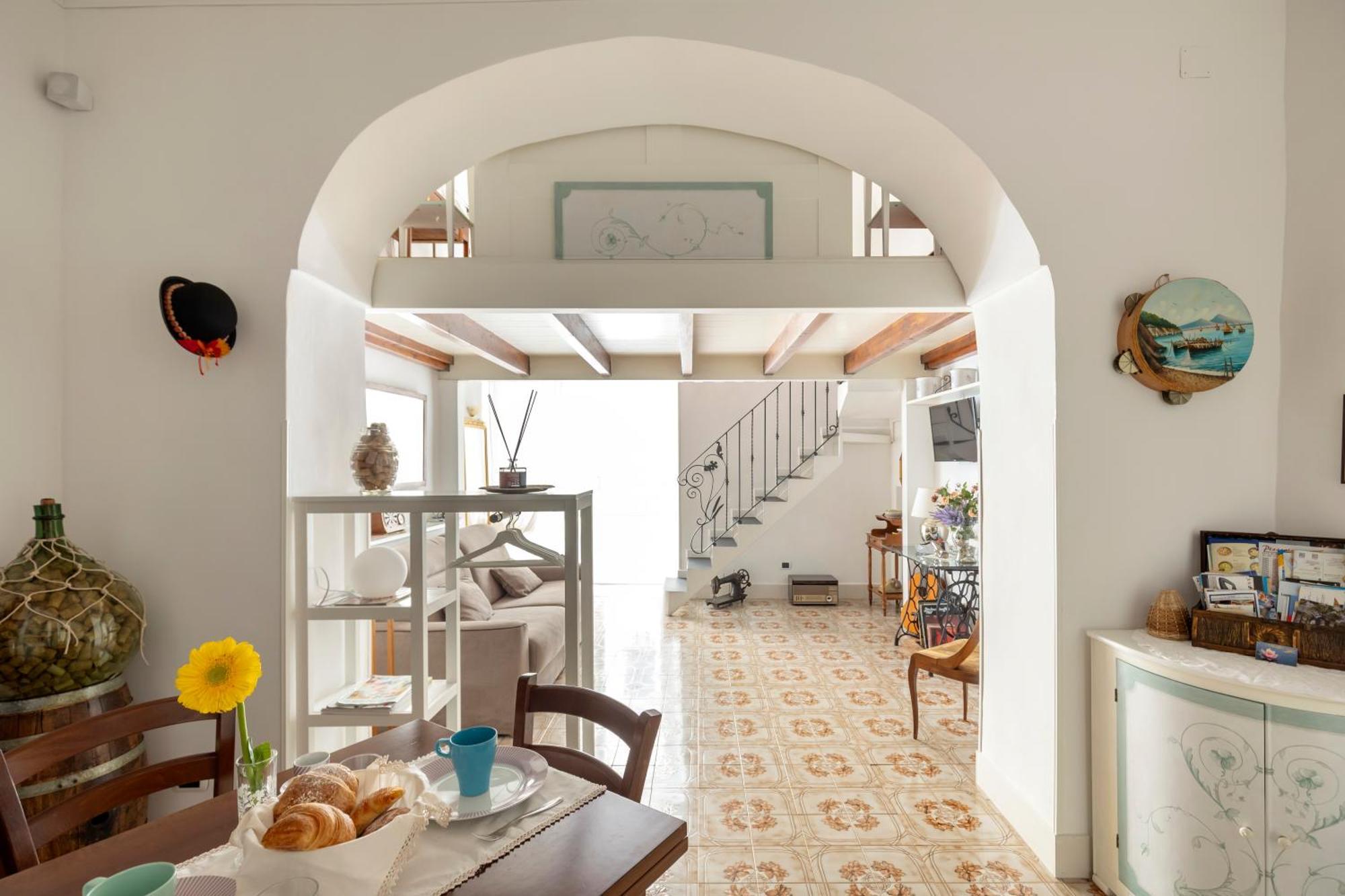 Niloufar Residence Napoli Екстериор снимка