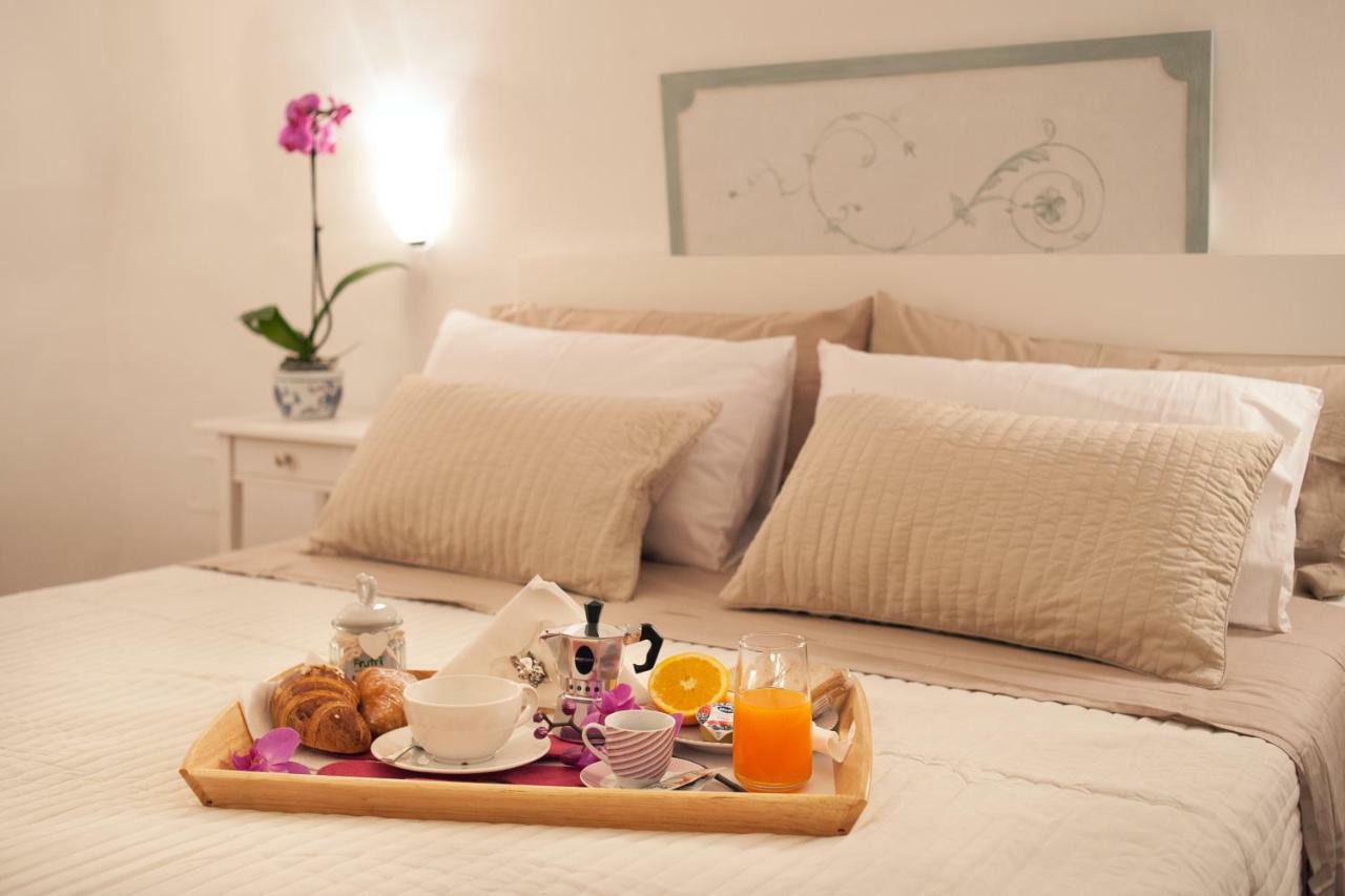 Niloufar Residence Napoli Екстериор снимка
